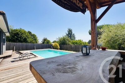 Maison à vendre à ST-ANDRÉ-DE-CUBZAC  - 5 pièces - 153 m² 