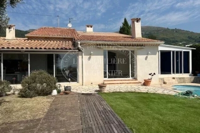 House for sale in TOURRETTES-SUR-LOUP  - 4 rooms - 166 m² 