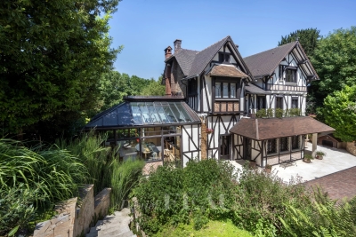 Maison &agrave; vendre &agrave; ST MAUR DES FOSSES  - 10 pi&egrave;ces - 436 m&sup2; 