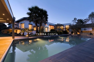 Maison à vendre à BIARRITZ  - 9 pièces - 600 m² 