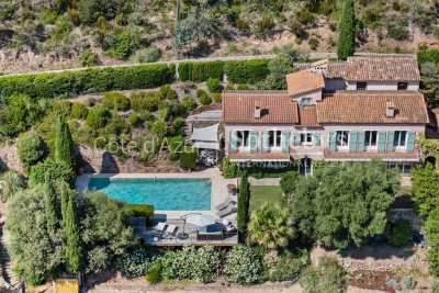 Maison à vendre à THÉOULE-SUR-MER  - 7 pièces - 206 m² 