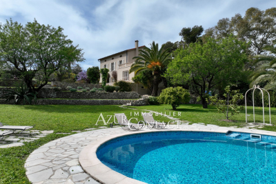 Maison à vendre à MOUGINS La Californie - 7 pièces - 277 m² 