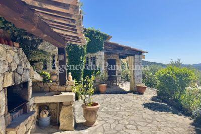 House for sale in SPÉRACÈDES  - 4 rooms - 163 m² 