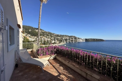 Maison à vendre à ROQUEBRUNE-CAP-MARTIN  - 8 pièces - 400 m² 