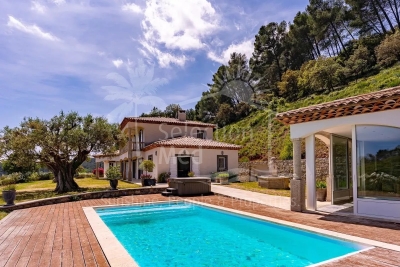 Maison à vendre à La Motte  - 7 pièces 188 m² 