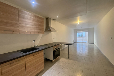 Appartement à louer à ST-CANNAT Longchamp - 3 pièces - 68 m² 