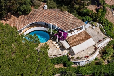 House for sale in CANNES  - 8 rooms - 300 m&sup2; 