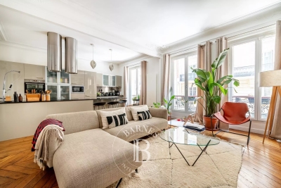 Apartment for sale in PARIS 16EME Les Archives 1 - 4 rooms - 94 m² 