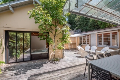 House for sale in ARCACHON  - 5 rooms - 150 m² 