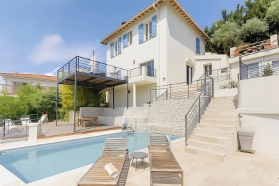 Maison à vendre piscine jardin vue mer climatisation 