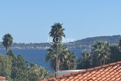 Appartement à vendre à CARQUEIRANNE Bargemon - 4 pièces - 83 m² 