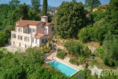 House for sale in VILLENEUVE-LOUBET Village - 10 rooms - 250 m&sup2; 