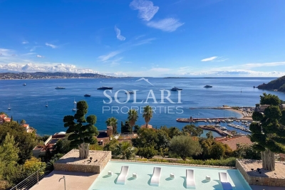 Maison à vendre à THÉOULE-SUR-MER  - 11 pièces - 700 m² 