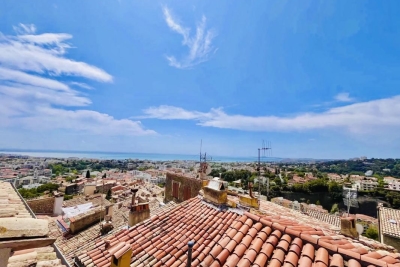 Maison à vendre maison avec vue bas lieu 