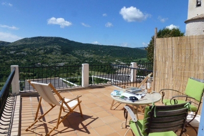 Maison &agrave; vendre collines cagnes mer villa 