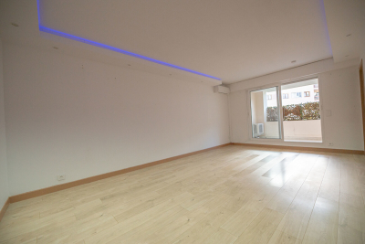 Appartement &agrave; vendre &agrave; MANDELIEU-LA-NAPOULE  - 1 pi&egrave;ces - 32 m&sup2; 