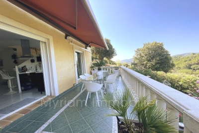 Maison à vendre à PEYMEINADE  - 5 pièces - 180 m² 