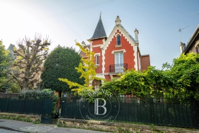 Maison &agrave; vendre &agrave; Colombes  - 8 pi&egrave;ces 297 m&sup2; 