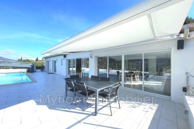 Maison à vendre piscines alpes maritimes 