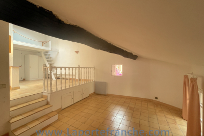 Apartment for sale in CAGNES-SUR-MER Breguieres Nord - 2 rooms - 38 m² 