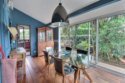 Maison à vendre à GUETHARY Brise Lame-Lazaret-Montbrun-Pignada - 8 pièces - 250 m² 