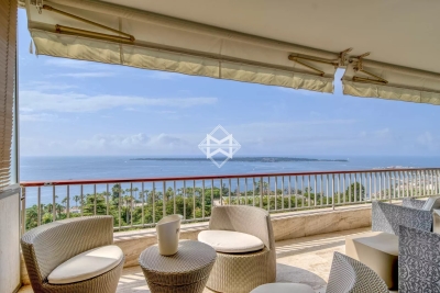 Appartement à vendre à CANNES  - 4 pièces - 97 m² 