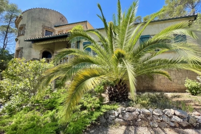 Maison &agrave; vendre &agrave; LORGUES  - 6 pi&egrave;ces - 206 m&sup2; 