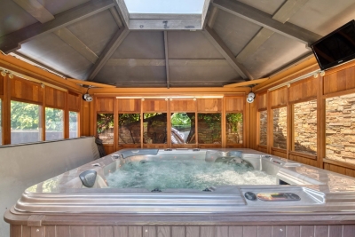 Maison à vendre à BEAUSOLEIL  - 6 pièces - 180 m² 