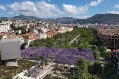 Appartement à vendre à NICE Promenade du Paillon - 3 pièces - 40 m² 