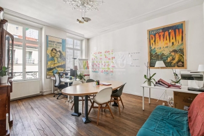 Appartement à vendre à PARIS 3EME Combat 2 - 4 pièces - 81 m² 