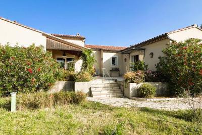 Maison à vendre à VAISON-LA-ROMAINE  - 7 pièces - 170 m² 