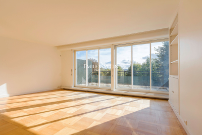 Appartement à louer à PARIS 16EME Picpus 16 - 3 pièces - 105 m² 