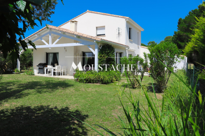 Maison à vendre à ST PALAIS SUR MER Sud - 6 pièces - 170 m² 