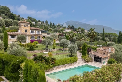 Maison &agrave; vendre &agrave; Le Bar-sur-Loup  - 9 pi&egrave;ces 490 m&sup2; 