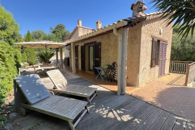Maison &agrave; vendre &agrave; CAP D'ANTIBES  - 5 pi&egrave;ces - 221 m&sup2; 