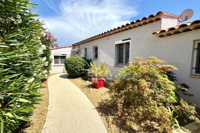 Maison à vendre à ST-CANNAT La Jarre-Roy d'Espagne - 5 pièces - 130 m² 