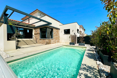 Maison à vendre à VILLELONGUE DE LA SALANQUE  - 6 pièces - 142 m² 