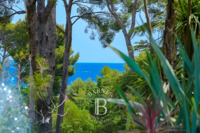 Maison à vendre à LA CIOTAT  - 7 pièces - 196 m² 