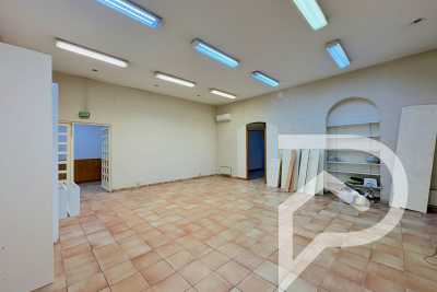 Commerce à louer à SÈTE Rive du Lez  - 120 m² 