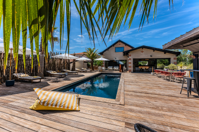 Maison à vendre à GUJAN-MESTRAS Saint-Bruno-Saint-Victor 1 - 6 pièces - 250 m² 