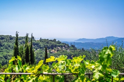 Maison à vendre à CHATEAUNEUF-GRASSE  - 6 pièces - 135 m² 