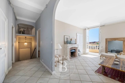 Apartment for sale in NICE  - 5 rooms - 111 m² 