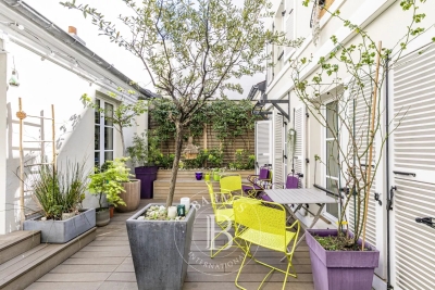 Apartment for sale in PARIS 7EME Pont de Flandre - 6 rooms - 174 m² 