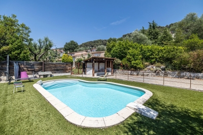 Maison à vendre piscine chauffage sol alpes maritimes 