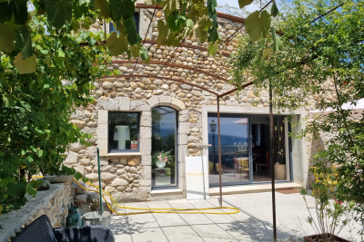 Maison à vendre à MISON Esparron-de-Verdon - 6 pièces - 154 m² 