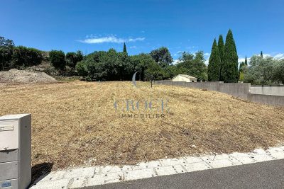 terrain à vendre à UZÈS Carré d'Art  - 843 m² 