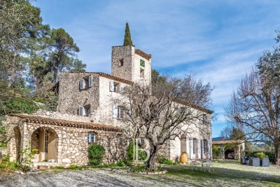 Maison à vendre à LA COLLE-SUR-LOUP  - 7 pièces - 196 m² 