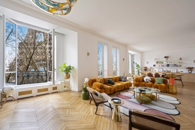 Appartement à louer à PARIS 7EME Folie Mericourt - 6 pièces - 206 m² 