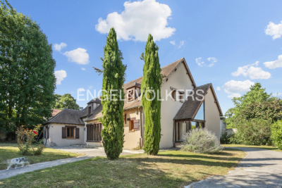 Maison à vendre à CLAMART Les Groux - 10 pièces - 417 m² 