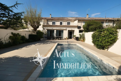 Maison à vendre à SALON-DE-PROVENCE Fontobscure - 7 pièces - 200 m² 